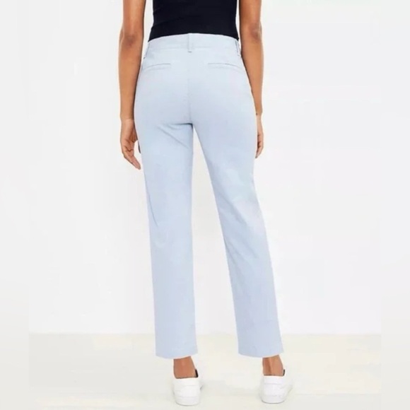 Ann Taylor LOFT Slim Ankle Chino Pant in Light Blue, Size 4 - Picture 3 of 11